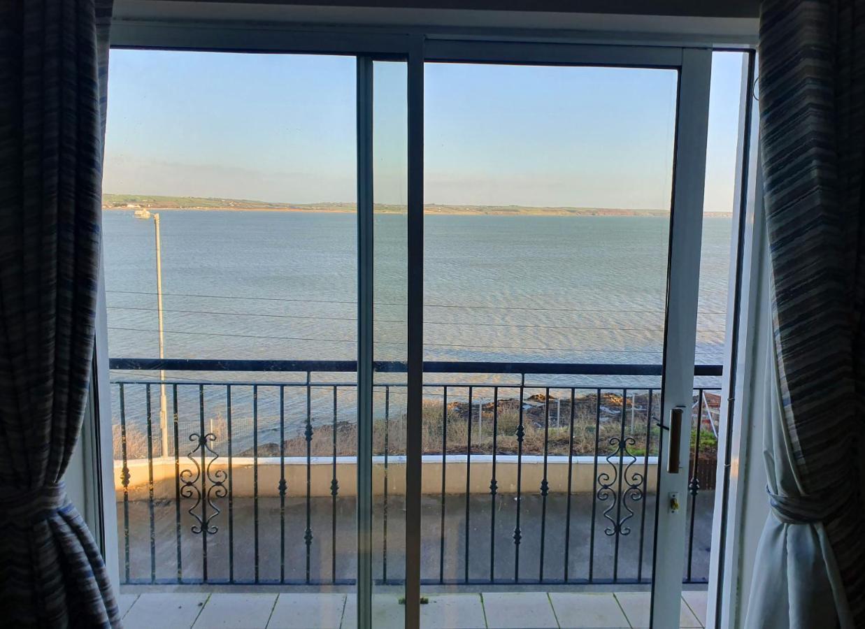 Ballycotton Holiday Apartment No 6 By Trident Holiday Homes المظهر الخارجي الصورة