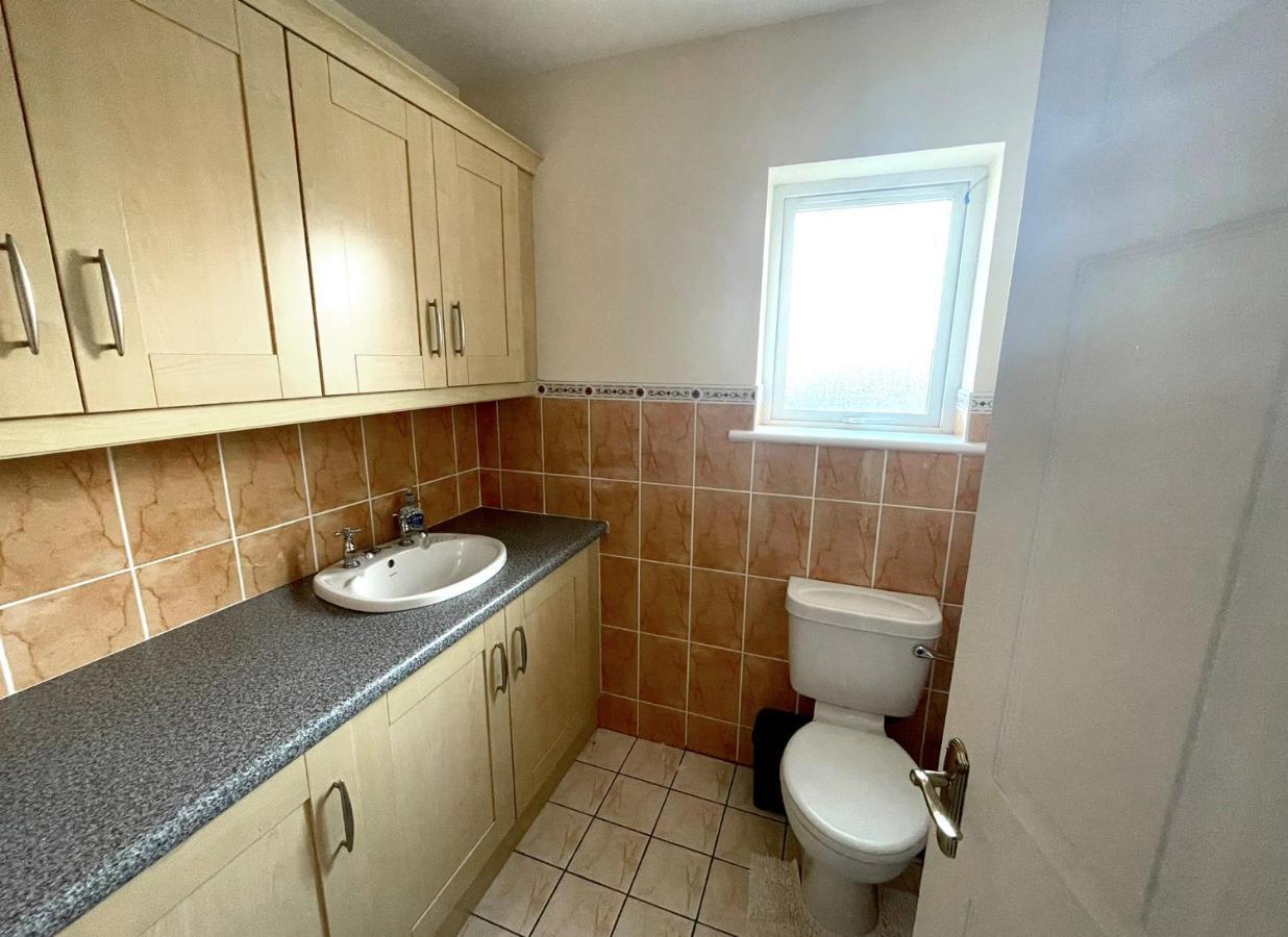 Ballycotton Holiday Apartment No 6 By Trident Holiday Homes المظهر الخارجي الصورة