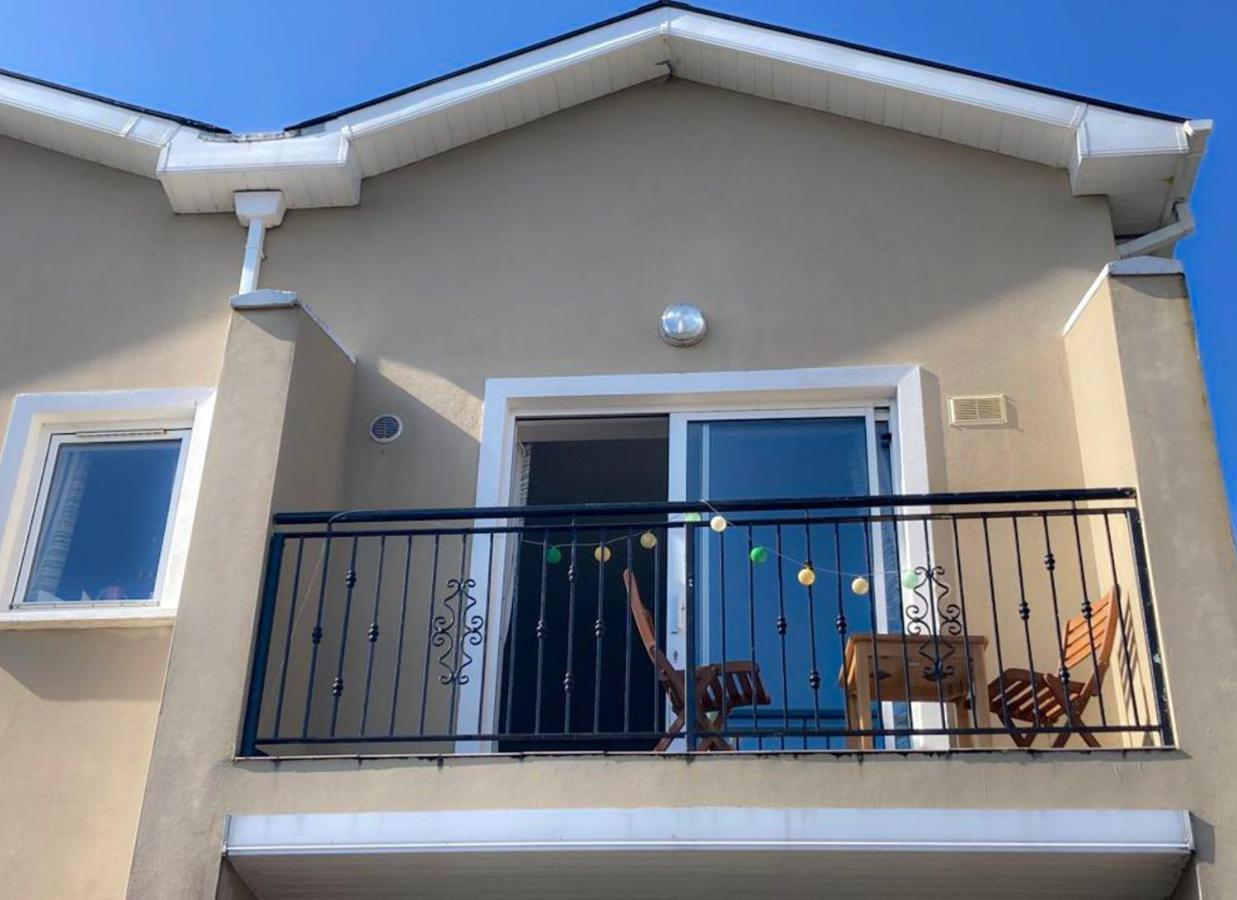 Ballycotton Holiday Apartment No 6 By Trident Holiday Homes المظهر الخارجي الصورة