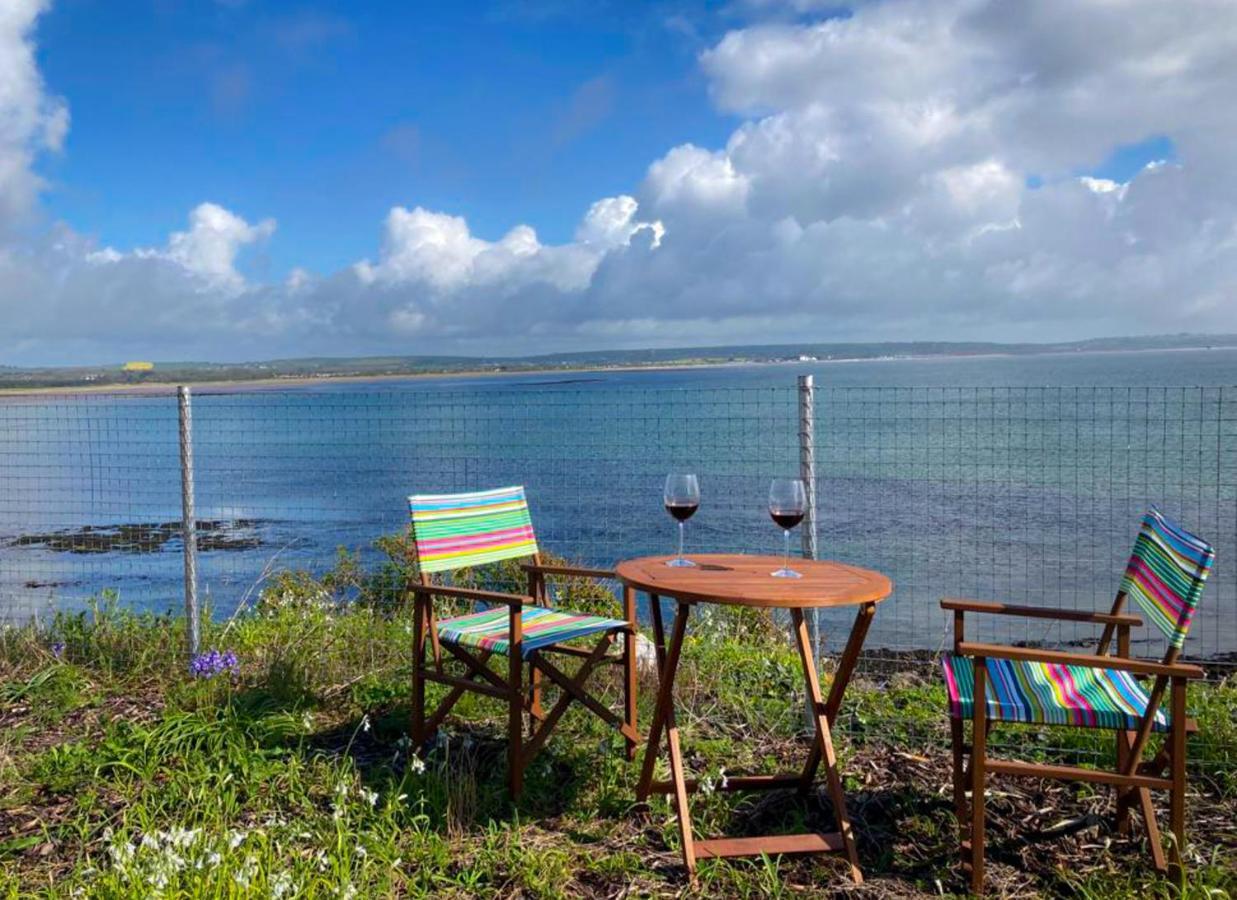 Ballycotton Holiday Apartment No 6 By Trident Holiday Homes المظهر الخارجي الصورة